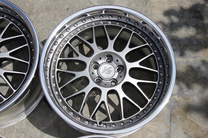 Work VSXX Wheels | "18x9.5 et +24 | Raw Silver - Image 2